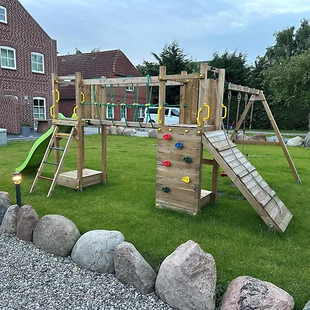 Linnebarg Hus 2 * Fehmarn