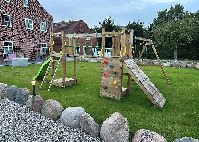 Linnebarg Hus 2 * Fehmarn